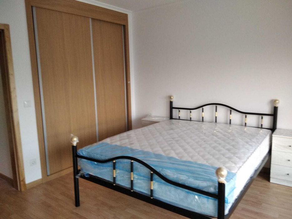 Camas NOVAS c/entrega medidas 190x140, 183x133, 190x120, 200x160
