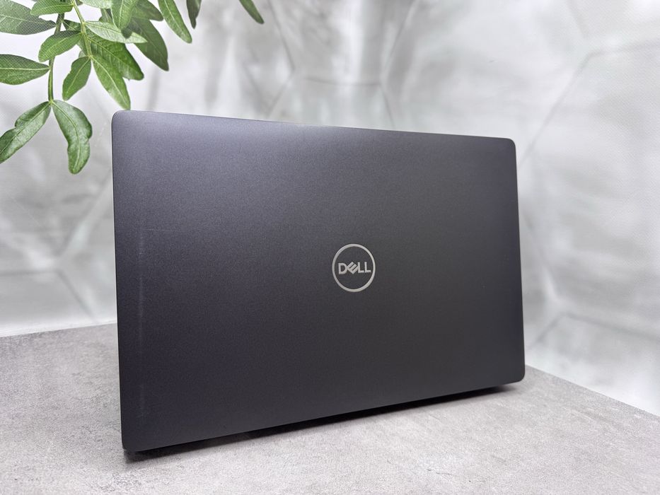 Ноутбук Dell Latitude 5500/i5-8265U/16GB/SSD NVMe 512/Full HD IPS