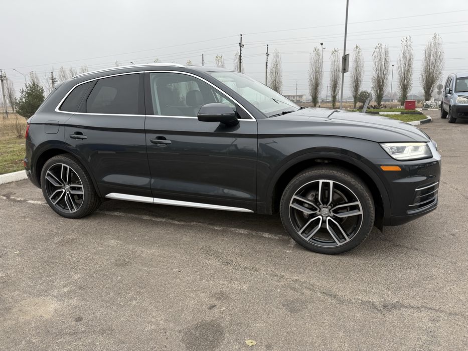 AUDI Q5 2018 Premium Plus 2.0 TFSI