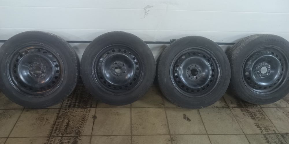 Felgi stalowe stalówki Ford 5x108 Ładne, opony gratis Focus Mondeo S-M