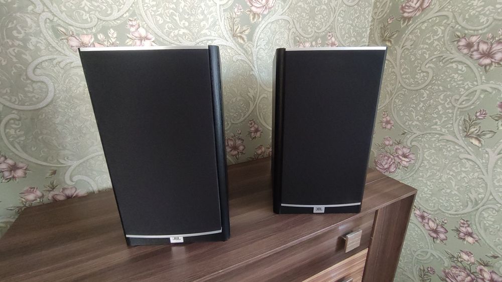 Акустика JBL Arena 130