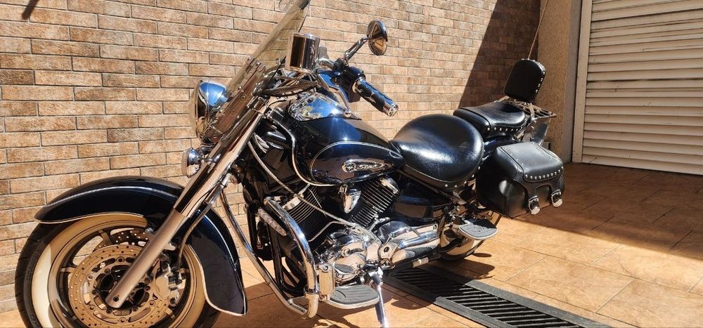 Yamaha V-Star 1100 (Drag Star)