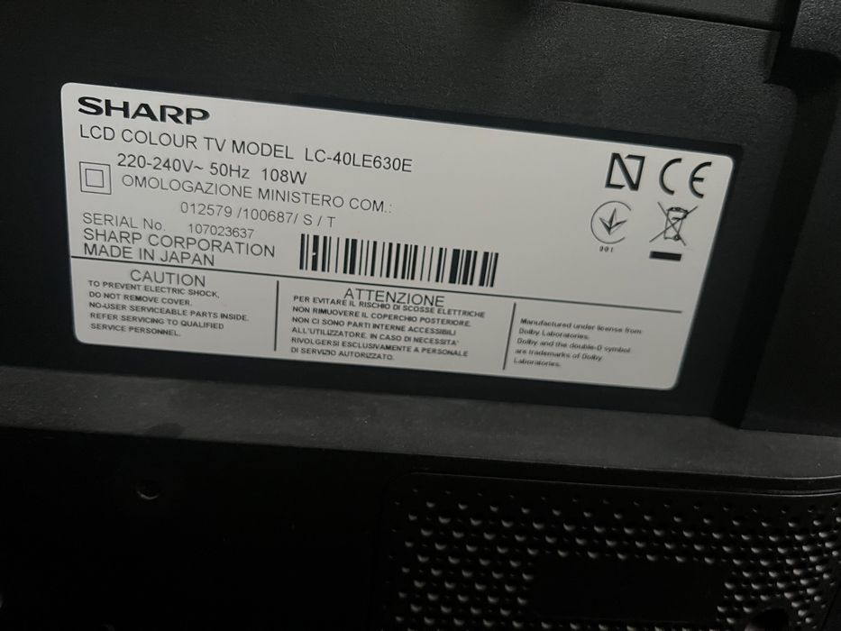 Телевізор Sharp LC-40LE630E 40 дюймів