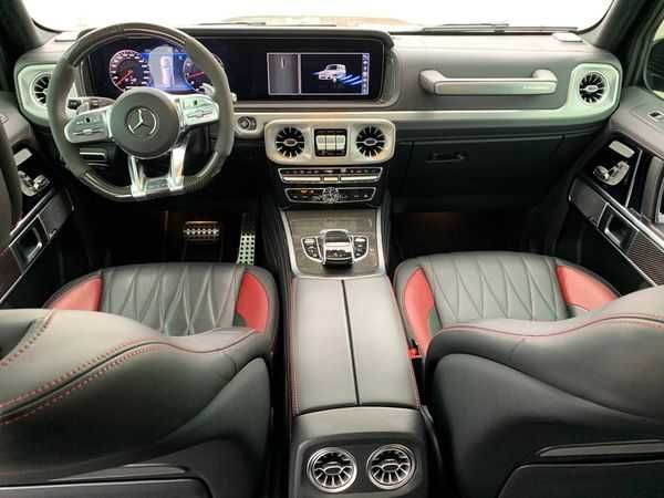 Прокат Геліка без водія або з водієм — Mercedes-Benz G63 AMG
