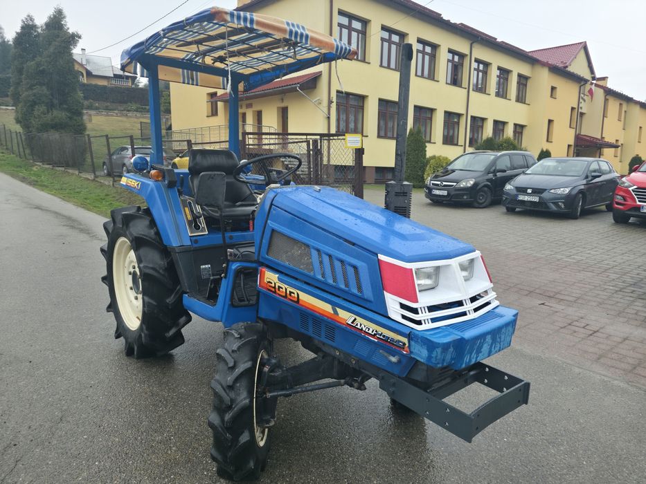 ISEKI TU 200 4x4 wspomaganie BDB stan