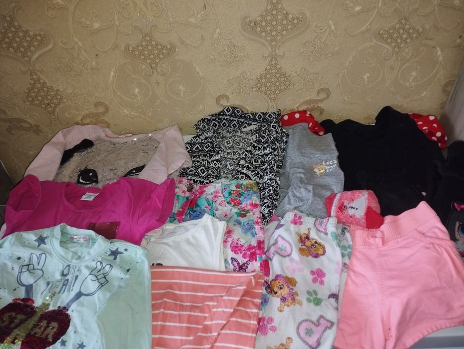 Одяг на дівчинку