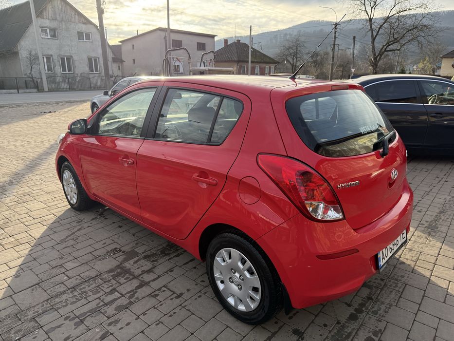 Hyndai i20, Хюндай і20