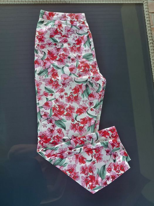 Spodnie przed kostkę Reserved r 42