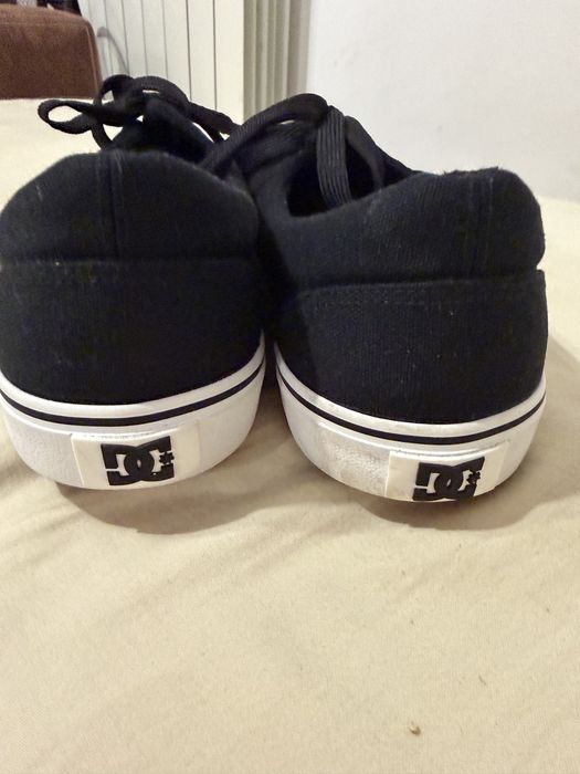 Buty DC czarne .