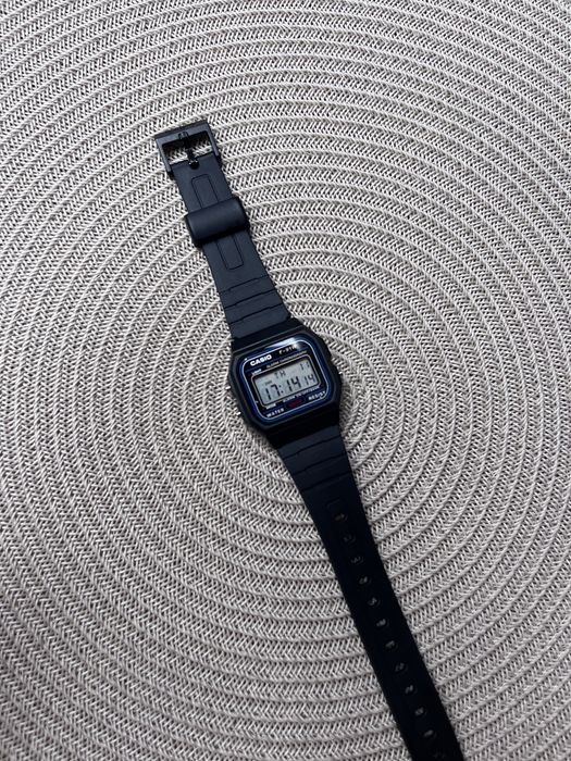 Zegarek cyfrowy a’la CASIO F91W opis!