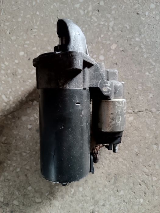 Rozrusznik BMW e83 e87 E90 E91 E60 2.0d 77,968,92