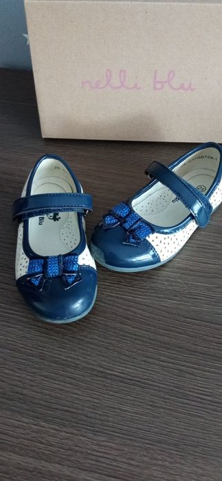 Półbut dla dziewczynki