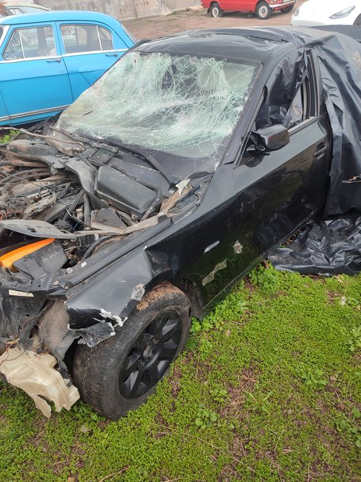 Автомобіль  БМВ 530І