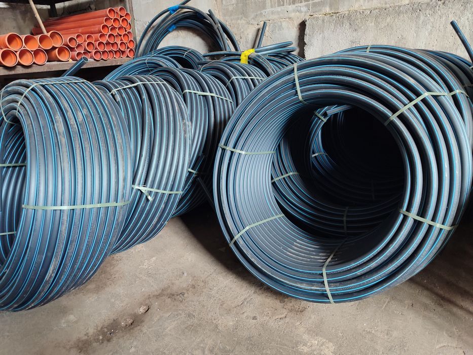 Труба водопровідна поліетиленова 32 мм (питна) | Стінка 2.4 мм