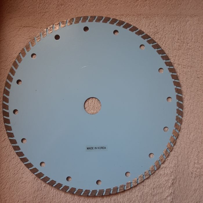 Алмазный отрезной диск