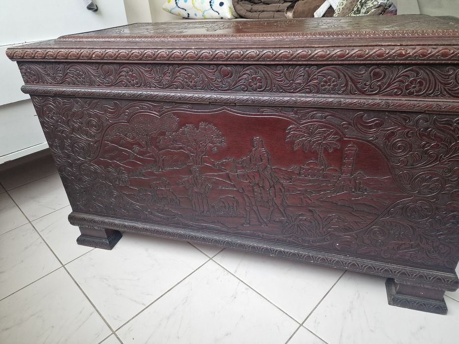 Vendo uma arca  em perfeita condições, negociável