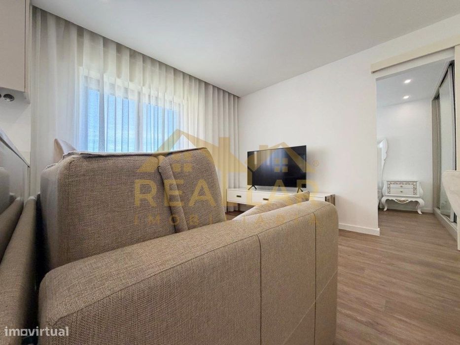 T1 de Luxo na Póvoa de Varzim - Condominio fechado com Piscina