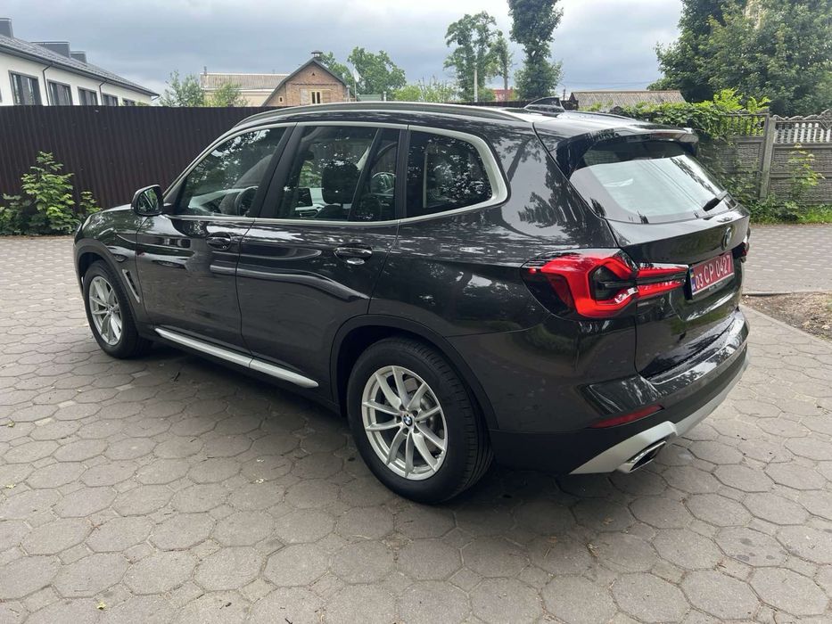 Продам BMW X3 2023