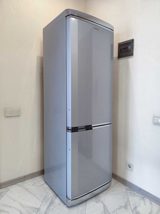 Італійський холодильник Ardo CO 2412 BAS