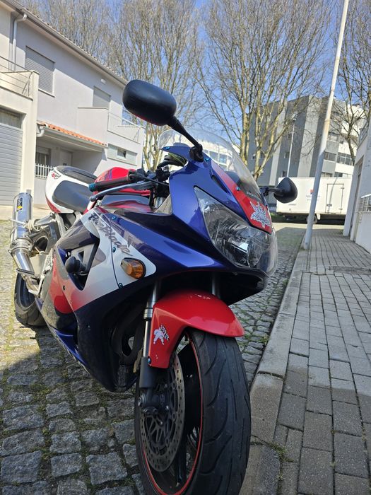 Honda cbr 929  firablade tricolor