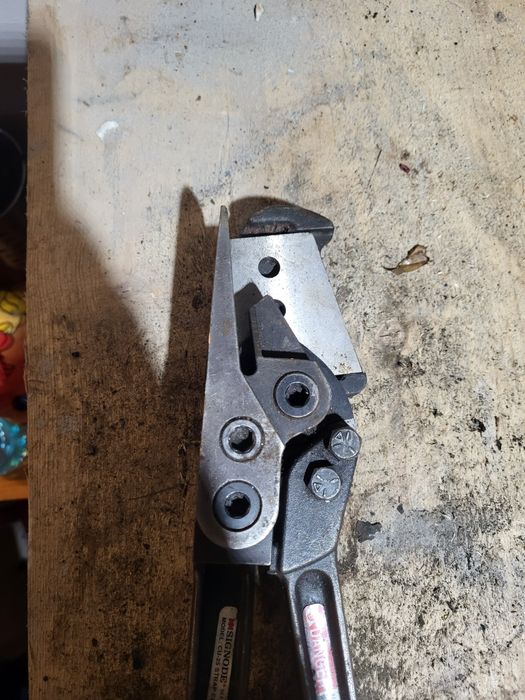 Nożyce do taśmy stalowej SIGNODE CU-25 – sprawne, solidne