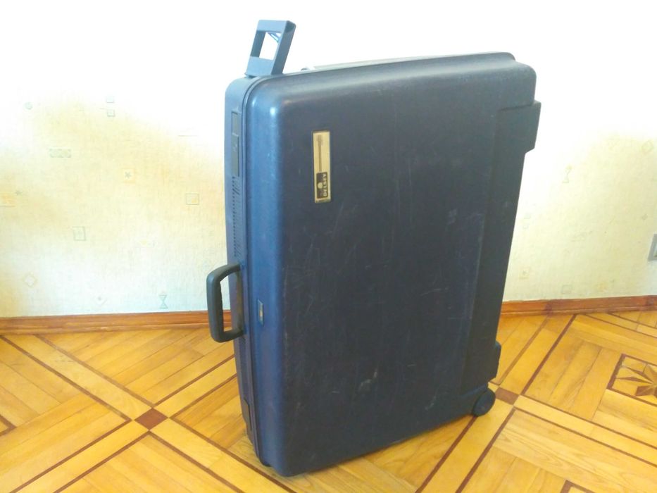 Чемодан DELSEY из поликарбоната Франция, противоударный.Валіза. Сумка.