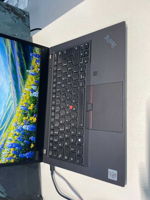 Lenovo T14 Gen1 i7 32GB 512GB SSD для роботи та навчання є кількість