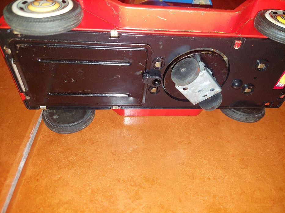 Brinquedo em Lata / Chapa - Carro de Bombeiros a pilhas Masudaya Japan