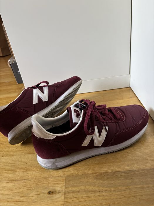 Sapatos New Balance Bordô