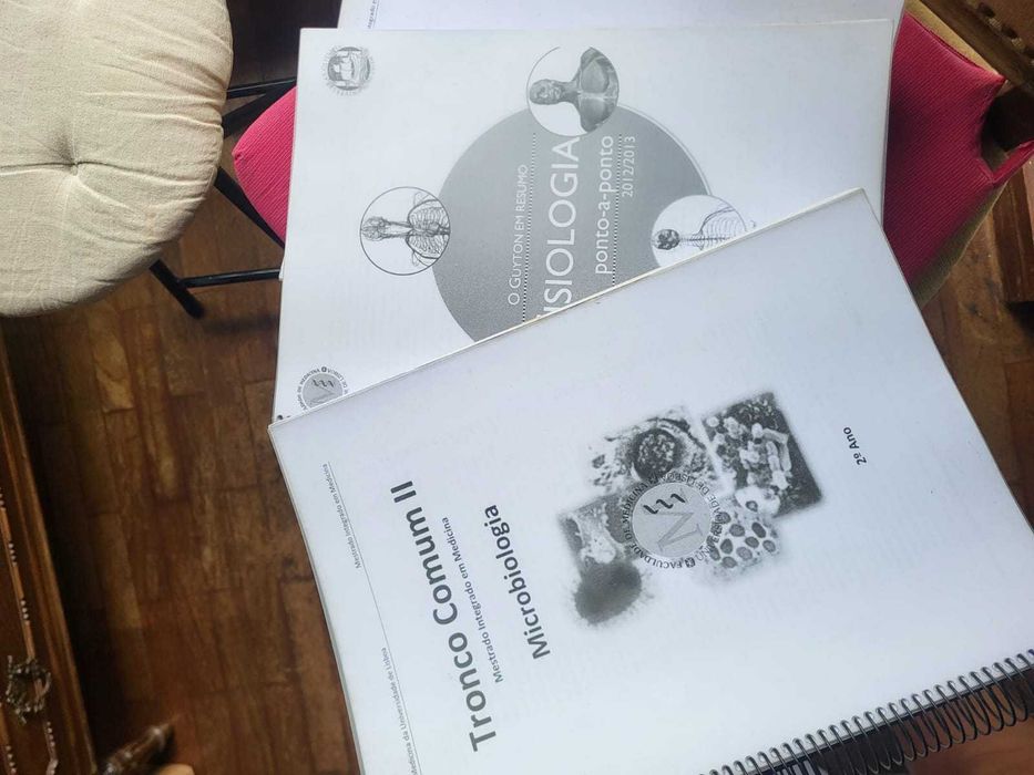 Bibliografia Medicina Santa Maria + Ross Histology + Livro Obstetrícia