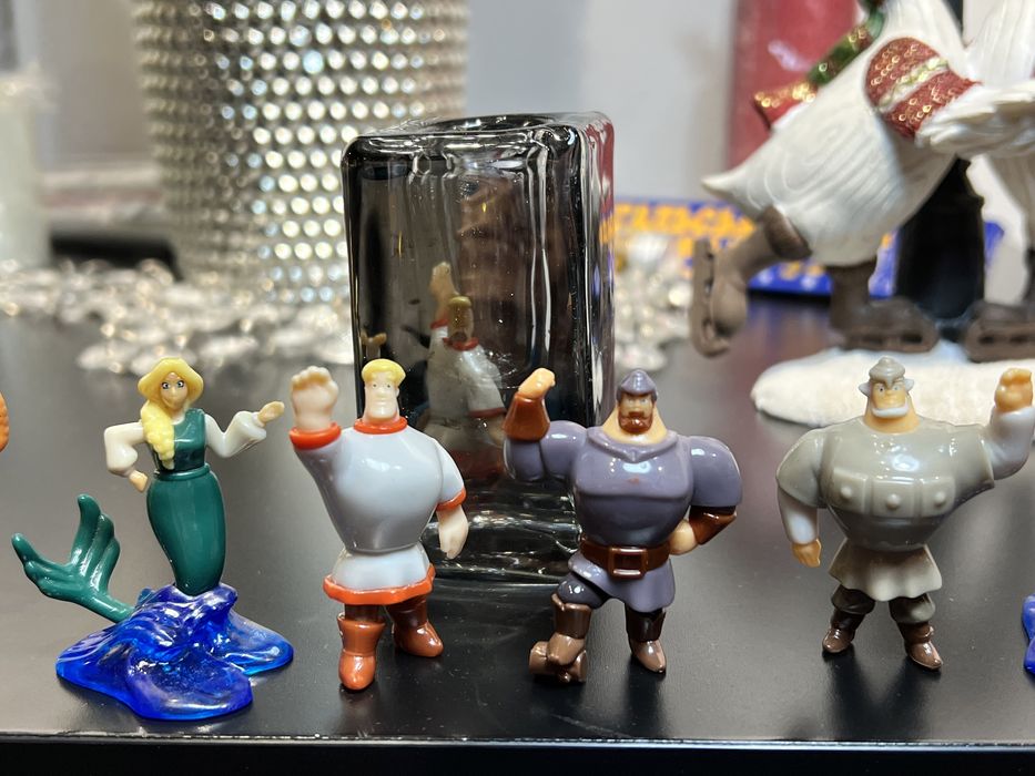 Три богатыря и морской царь киндер