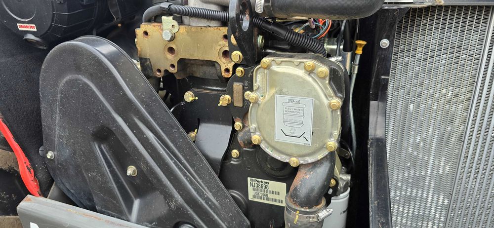 Навантажувач телескопічний manitou 634