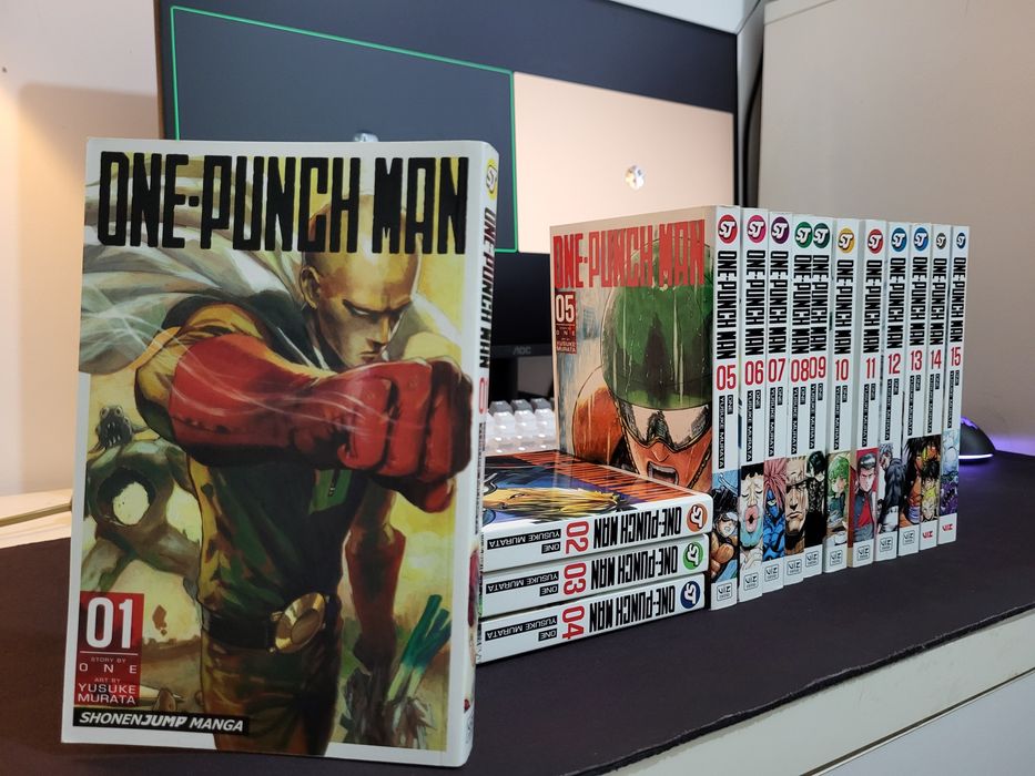 One-Punch Man vol. 1-15 em inglês  | Coleção Manga em muito bom estado