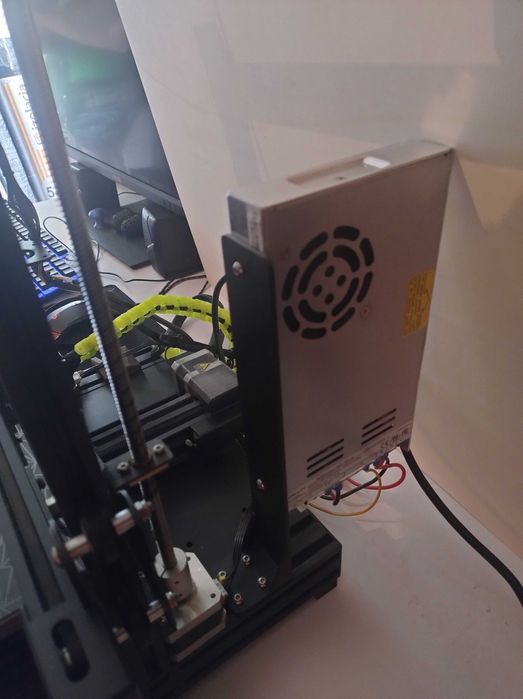 Drukarka 3d Creality ender 3 v2 DOINWESTOWANA