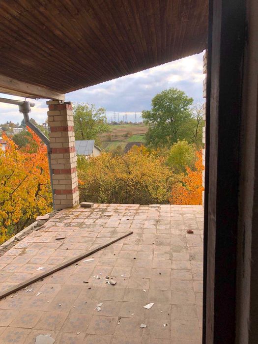 Продаж  садового  будинку