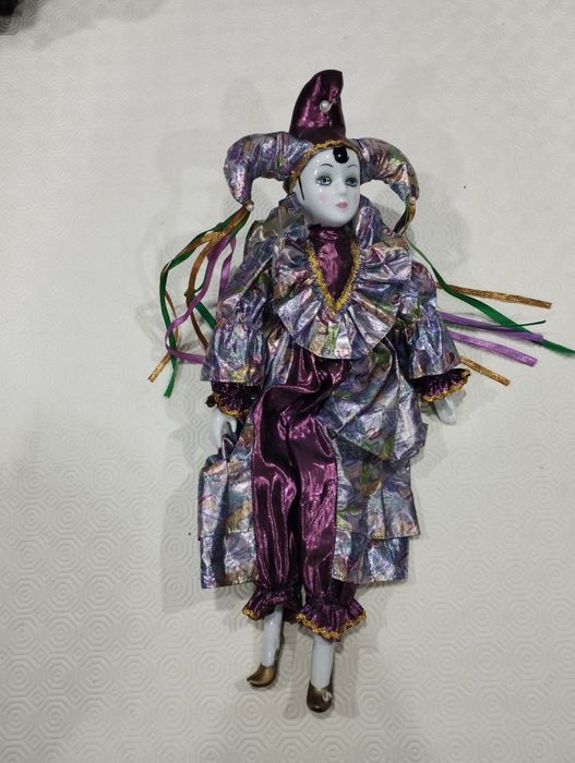 Bonecas de porcelana