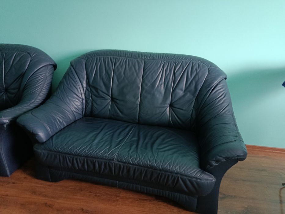 Продам шкіряний диван 3-ка,2-ка,1-ка.