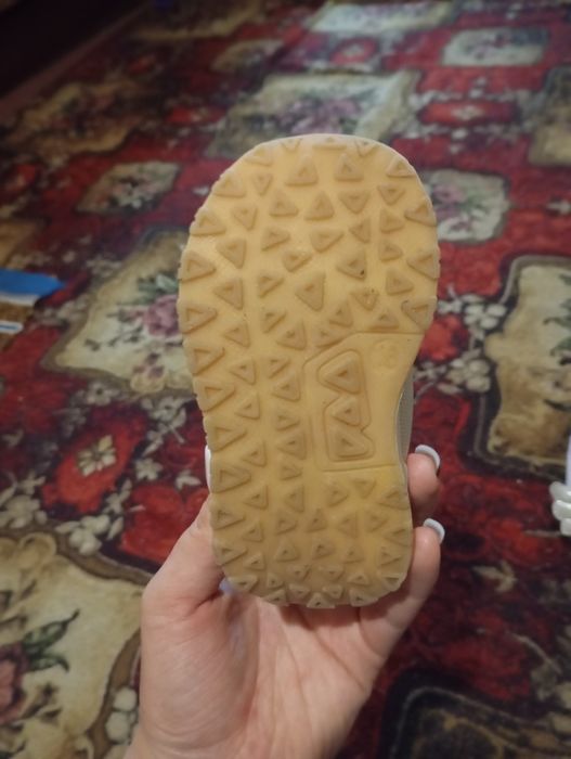 Дитячі кросівки  16 розмір