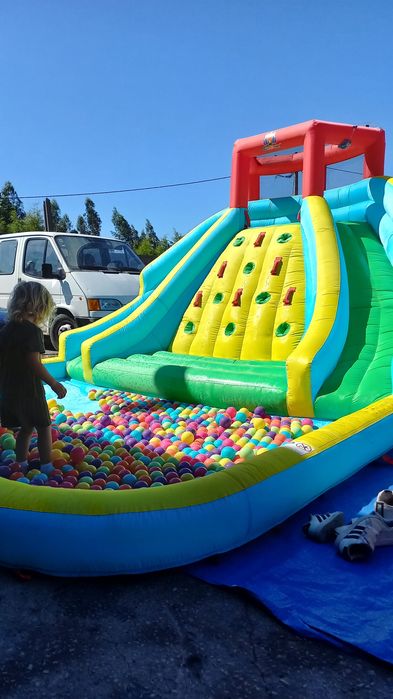 Aluguer Insuflável 3 em 1