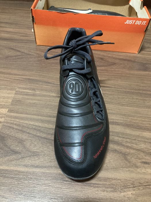 Chuteiras Nike - Total 90