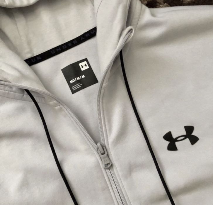 Чоловіча кофта Under Armour - розмір М