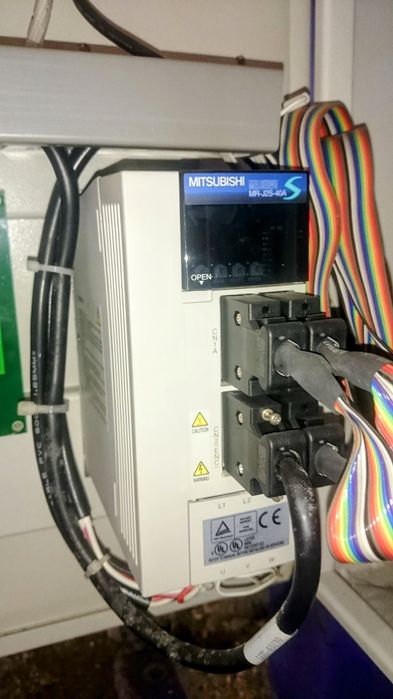 Servo Mitsubischi MR-J2S-40A