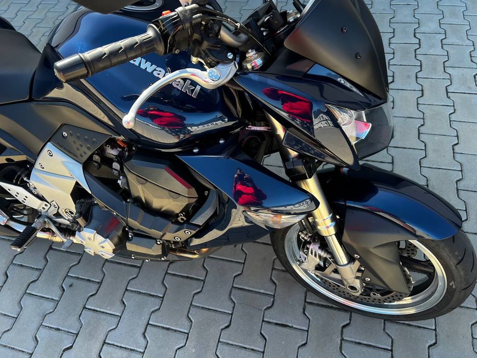 Мотоцикл Kawasaki Z1000
