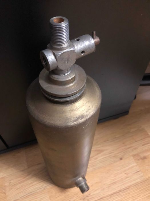 Ресивер толстостенный , емкость под масло , воздух , силикоген