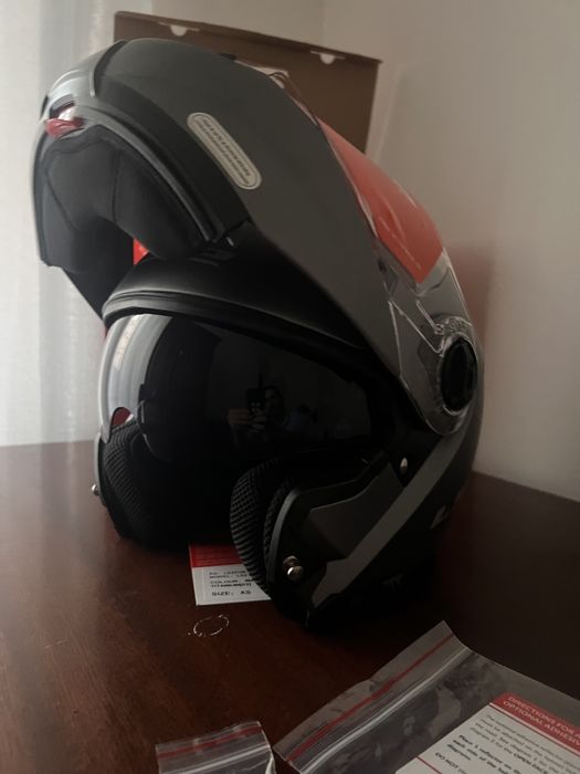 Capacete modular novo tamanho 54