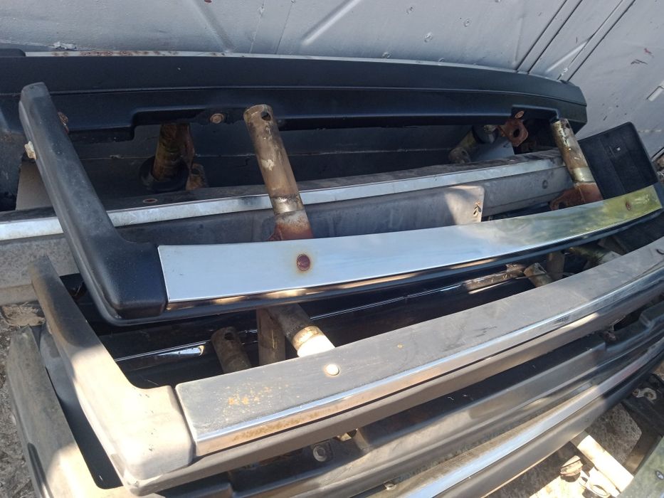 Бампер передний,задний на ВАЗ 2104,2107,2105