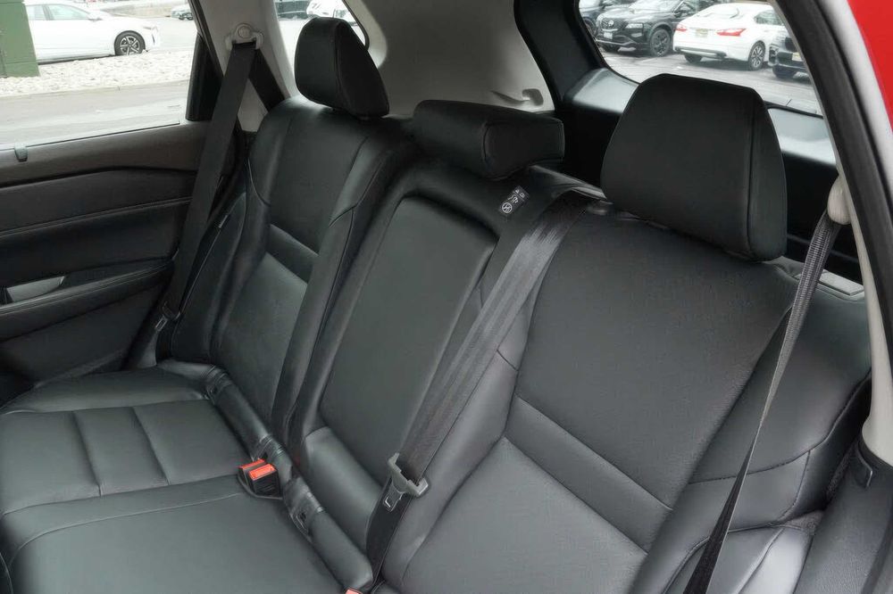 Nissan Rogue SV      2023