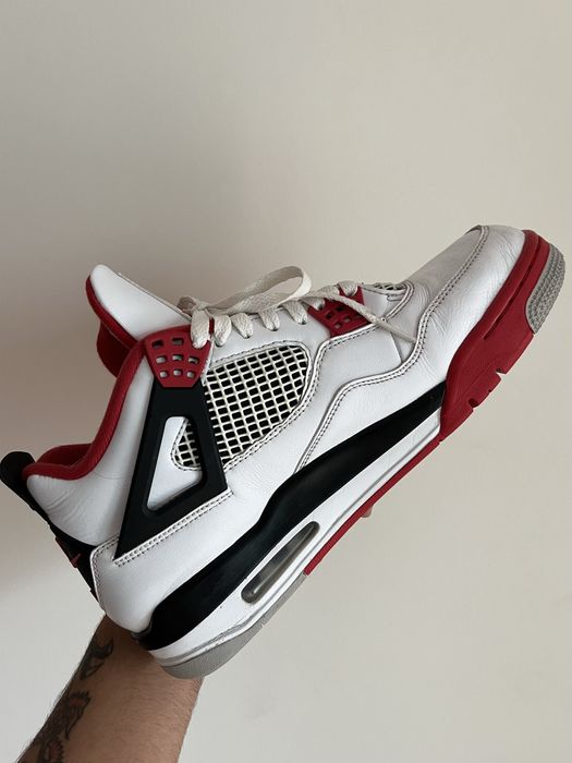 Nike Air Jordan 4 Retro Fire Red 2021