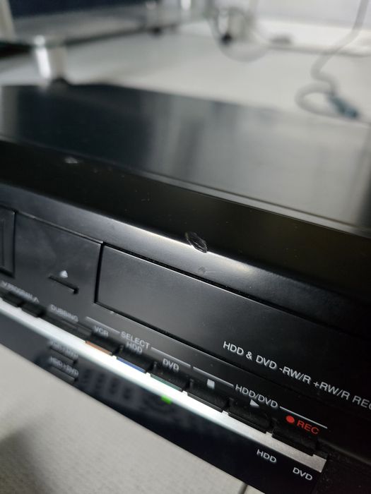 Magnetowid VHS / Nagrywarka dvd hdd To