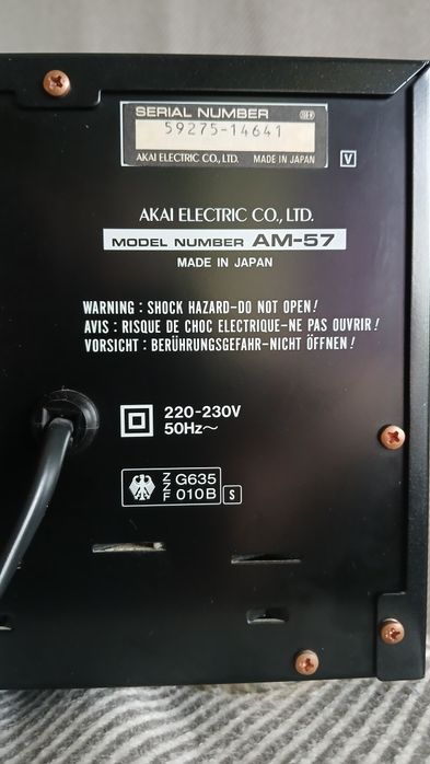 Аkai AM 57 + пульт , Hi Fi усилитель .